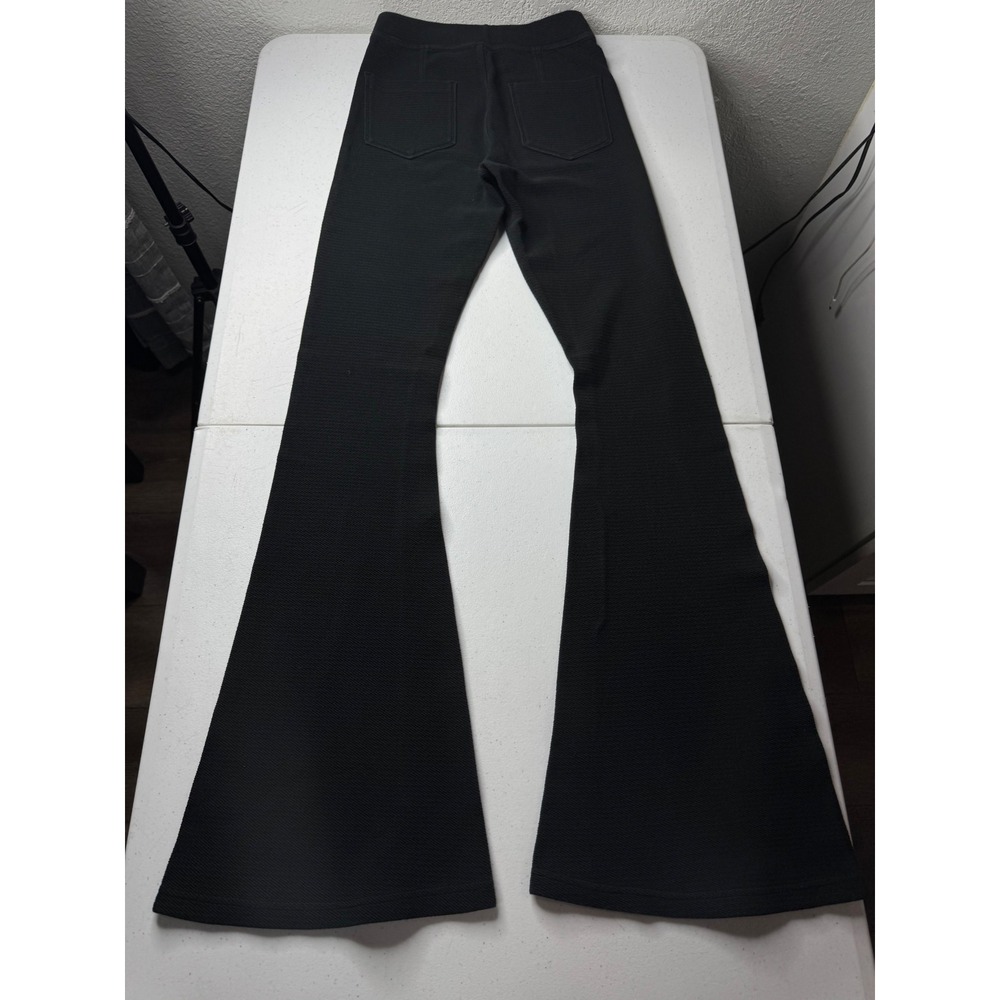 OFFLINE by Aerie Womens Black Textured Pique High Rise Flare Leggings Small - Picture 2 of 8